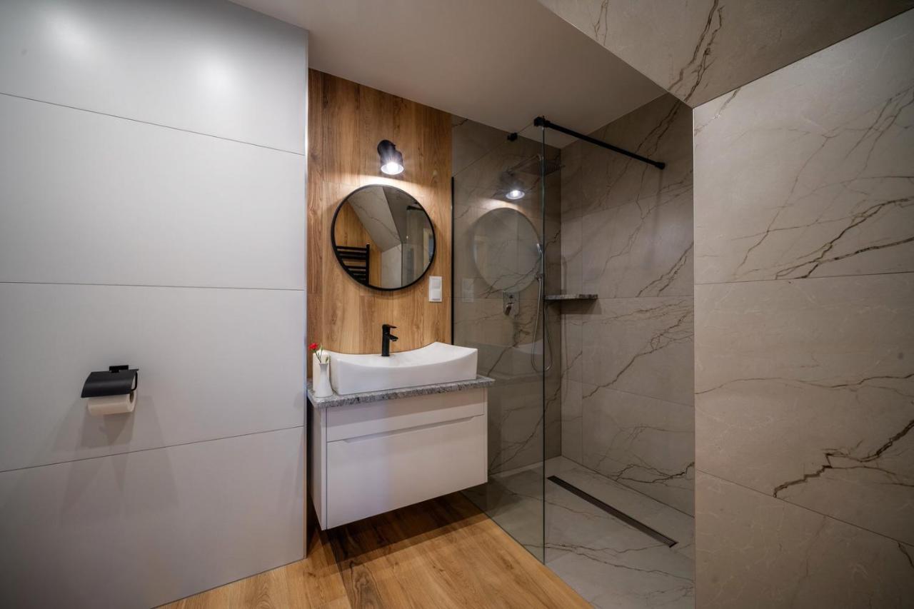 Aparthotel Rabian-Ski Zewnetrzny Basen Oraz Jacuzzi Z Podgrzewana Woda Sala Zabaw I Dmuchaniec Бялка-Татшаньска Экстерьер фото