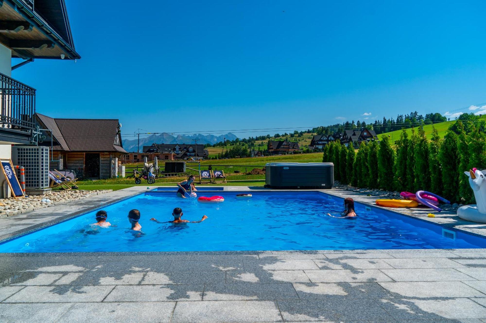 Aparthotel Rabian-Ski Zewnetrzny Basen Oraz Jacuzzi Z Podgrzewana Woda Sala Zabaw I Dmuchaniec Бялка-Татшаньска Экстерьер фото